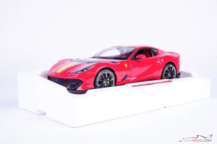 Bburago Signature Ferrari 812 Competizione 1:18 Red
