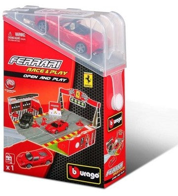 Bburago Ferrari Open & Play 1:43 Assorted