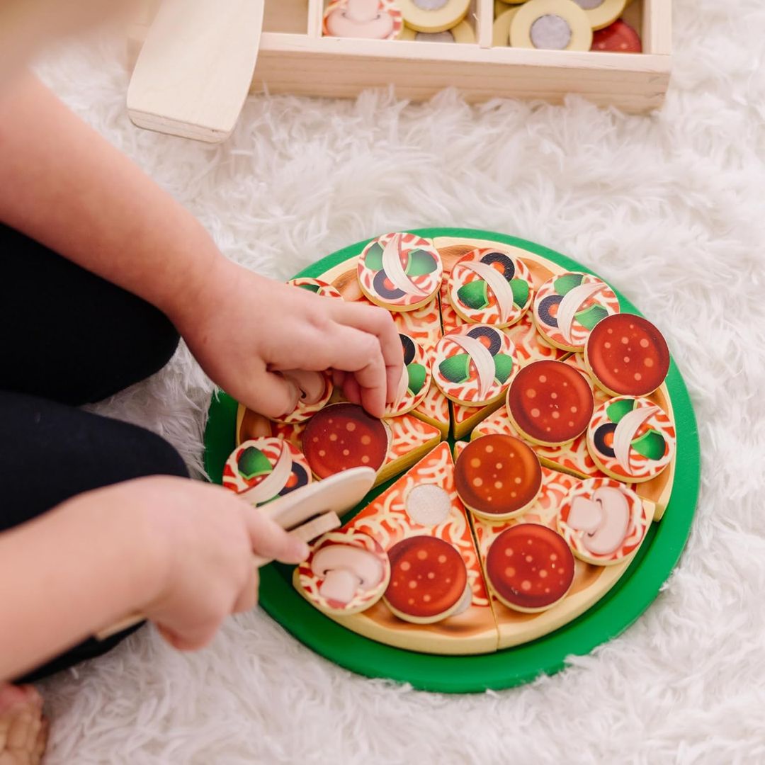 Melissa & Doug Wooden Pizza Party