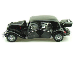 Maisto Citroen 15cv 6 Cyl '52 Black/Cream - Wild Willy