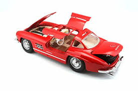 Bburago MERCEDES 300SL 54 1/18 12047 RED COLOR