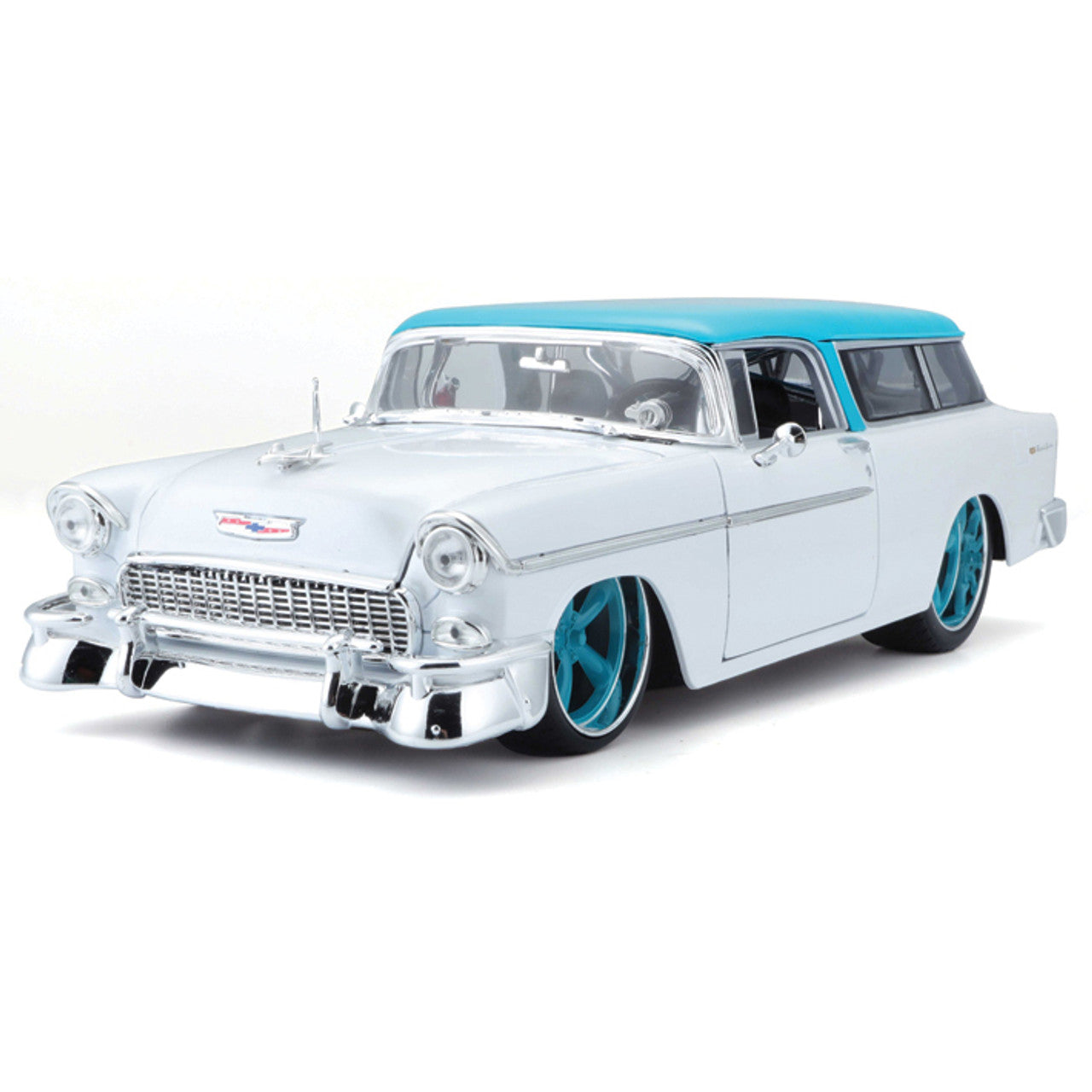 MAISTO Design 1955 Chevrolet Nomad 1:18