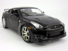 Maisto Nissan GTR 2009 1:24 Diecast Model - Wild Willy
