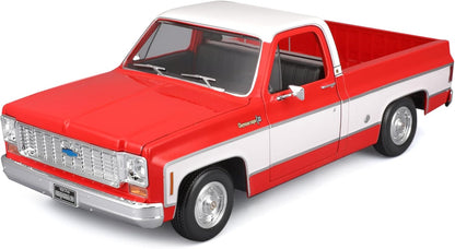 Maisto Chevrolet C10 Cheyenne Super Red & White 1:18 Diecast Model - Wild Willy