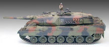 TAMIYA LEOPARD 2A5 GERMAN MBT (35242) - Wild Willy