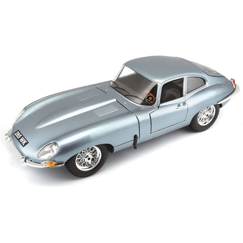 BBURAGO Jaguar E Coupe 1961 1:18 Diecast Model Car - Wild Willy