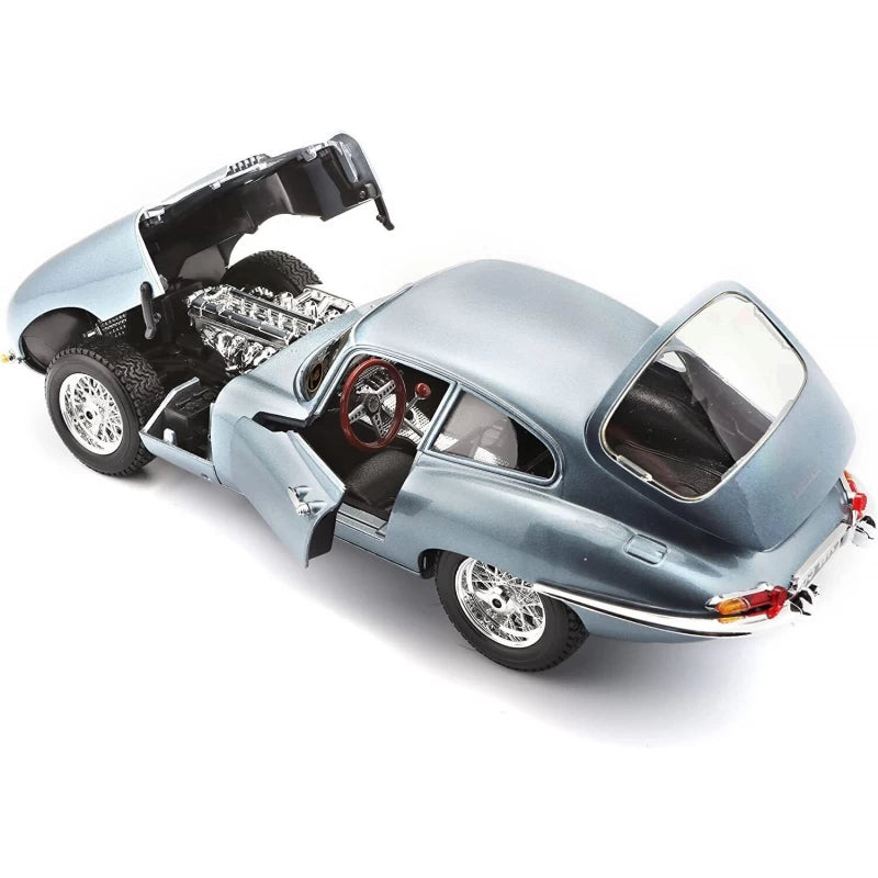 BBURAGO Jaguar E Coupe 1961 1:18 Diecast Model Car - Wild Willy