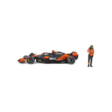 Bburago McLaren MCL38 Japan GP Livery - Lando Norris #4 F1 2024 – 1:24 Scale Diecast Model with Driver Figurine - Wild Willy