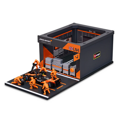 BBURAGO Mclaren F1 Team MCL38 Pit Pass Lando Norris 1/43 Scale - Wild Willy