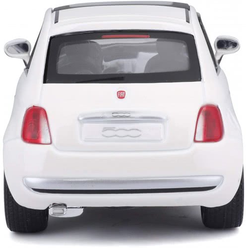 BURAGO FIAT 500 2007 White 1:24 Scale DieCast Model Car - Wild Willy