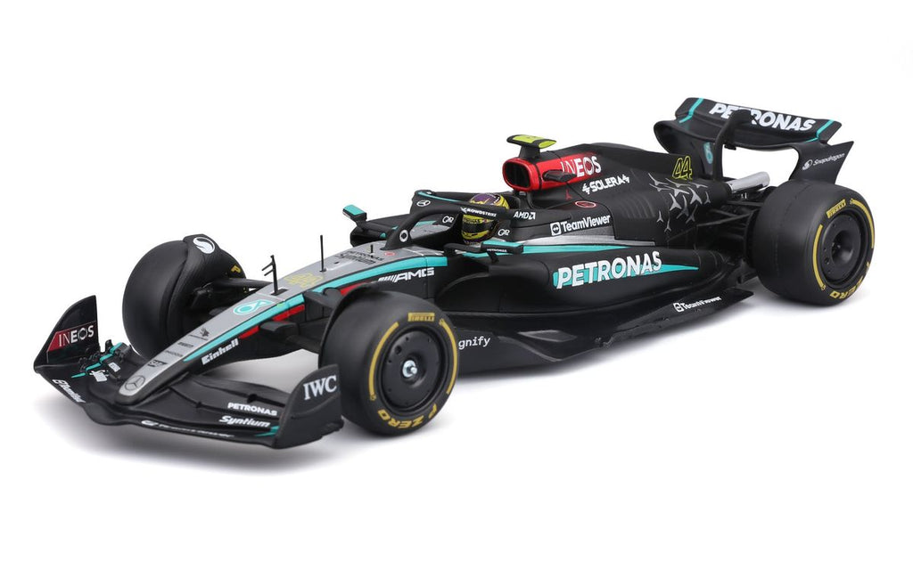 Bburago 1:24 Mercedes-AMG F1 W15 Model Kit - #44 Lewis Hamilton - Wild Willy