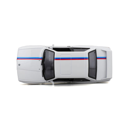 Bburago BMW M3 E30 1988 1:24 White