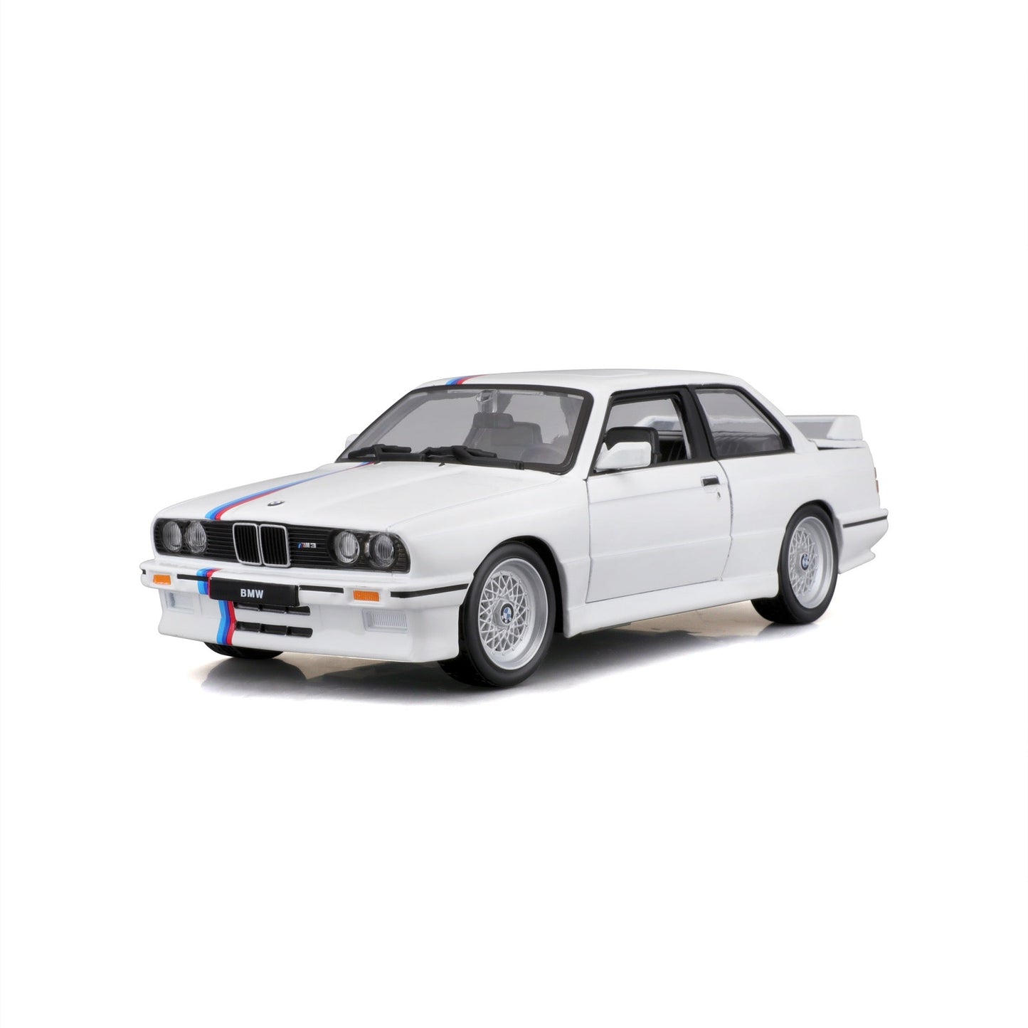 Bburago BMW M3 E30 1988 1:24 White