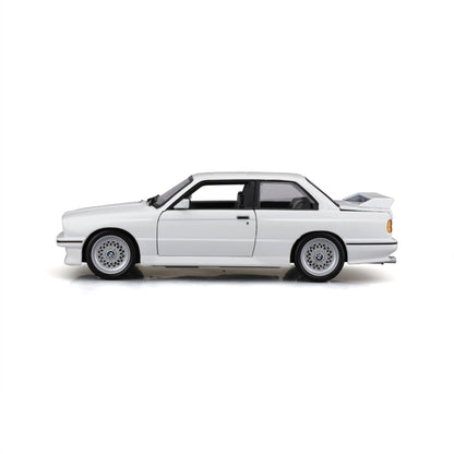 Bburago BMW M3 E30 1988 1:24 White