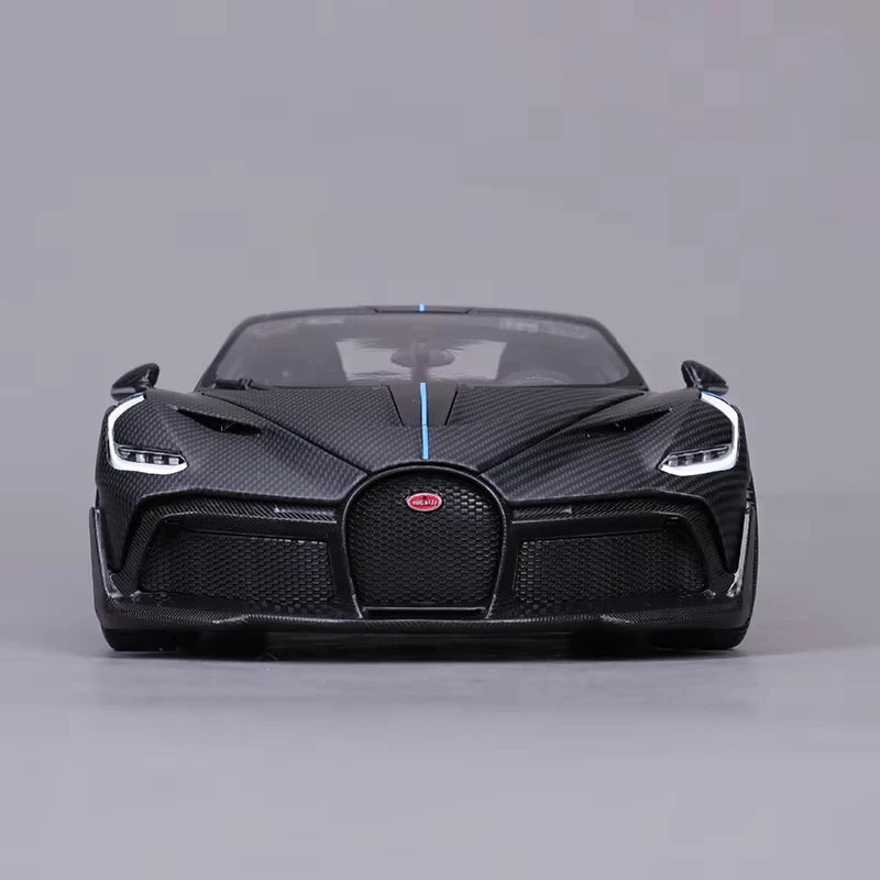 Bburago Bugatti Divo 50th Anniversary Special 1:18