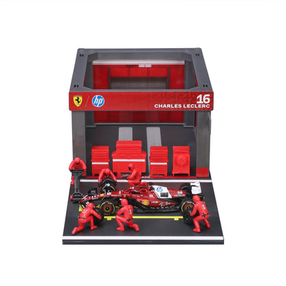 Bburago PIT STOP FERRARI SF-25 #16 Charles LECLERC - Formula 1 Playset Diorama with 1:43 scale SF-25 vehicle - Wild Willy