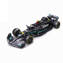 Bburago F1 Mercedes with #44 Hamilton Figure  - 1:24
