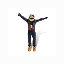 Bburago F1 Oracle Red Bull RB19 #1 with M. Verstappen Figure - 1:24