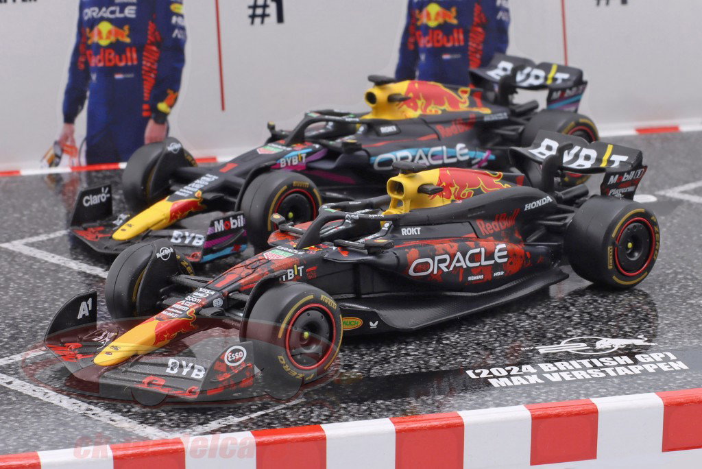 Bburago F1 Red Bull 1:43 Max Verstappen 4-Pack - Wild Willy
