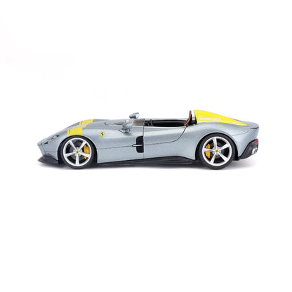 Bburago Ferrari Monza SP1 Silver 1:24