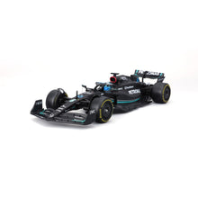 Bburago Mercedes AMG F1 W14 E Performance #63 Hard Case- 1:24