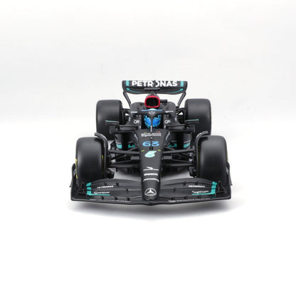 Bburago Mercedes AMG F1 W14 E Performance #63 Hard Case- 1:24