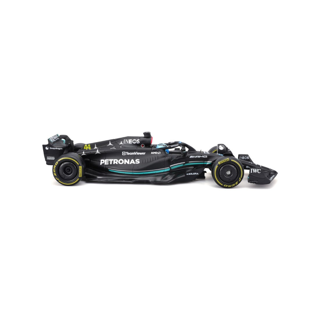 Bburago Mercedes AMG F1 W14 E Performance #63 Hard Case- 1:24