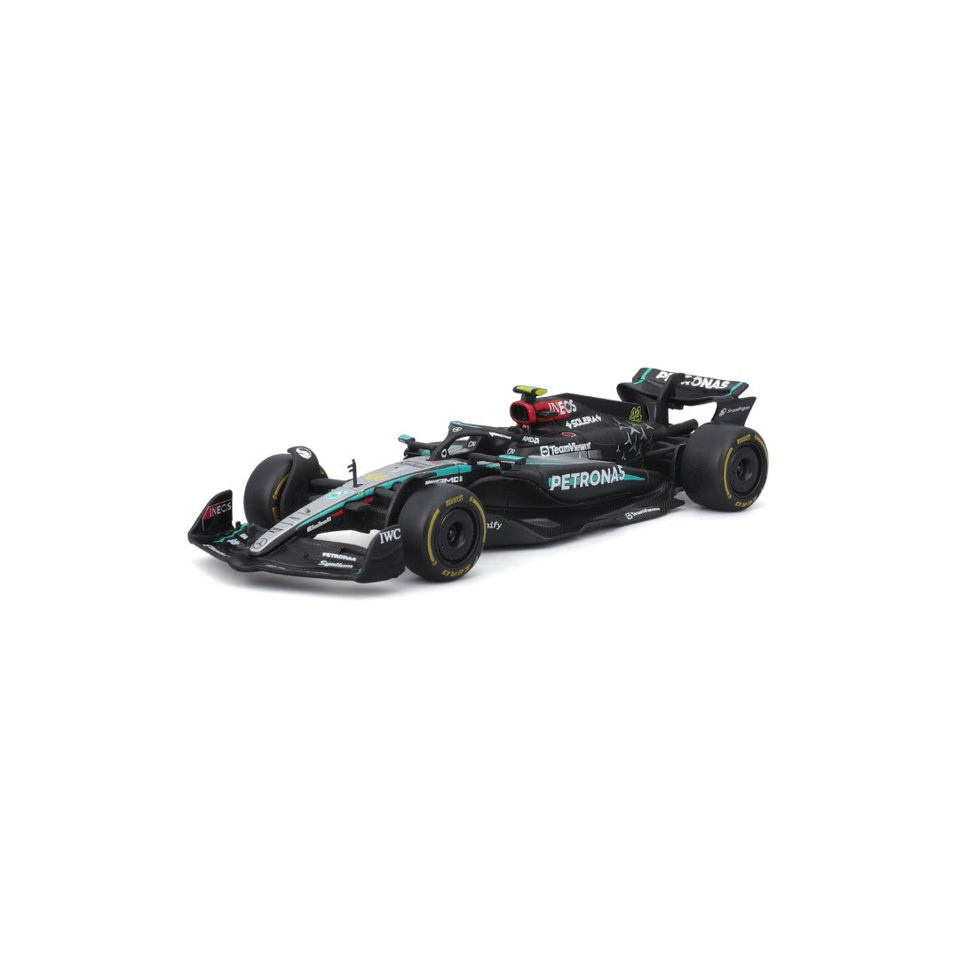 Bburago Mercedes F1 W15 E-Performance #44 - 1:43