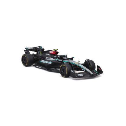 Bburago Mercedes F1 W15 E-Performance #44 - 1:43