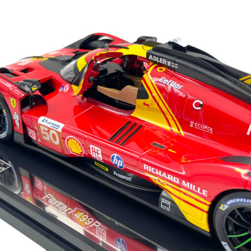Bburago Signature Ferrari Racing 499P LeMans - 1:18 Hard Cover