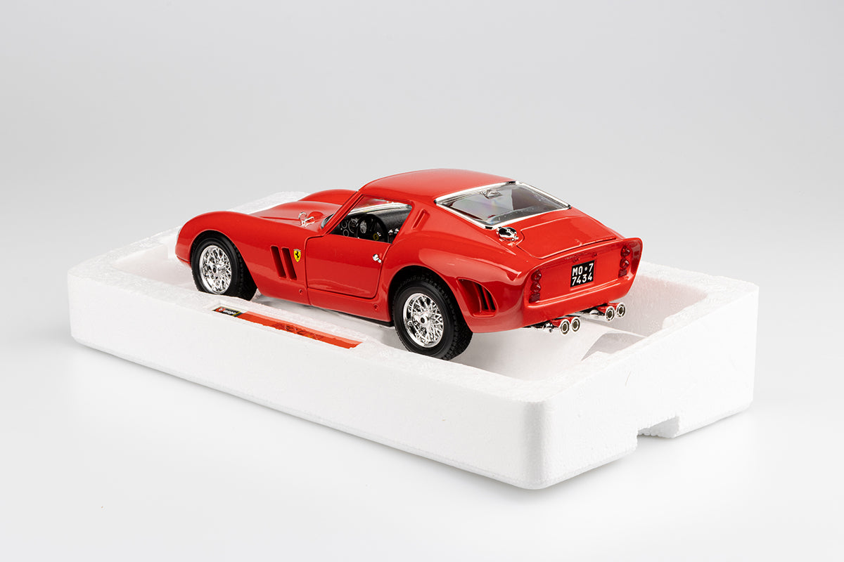 Bburago Signature Ferrari 250 GTO - 1:18 Diecast Model - Wild Willy
