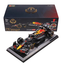 Bburago Red Bull F1 RB18 2022 #1 Max Verstappen - Hard Case 1:24 - Wild Willy