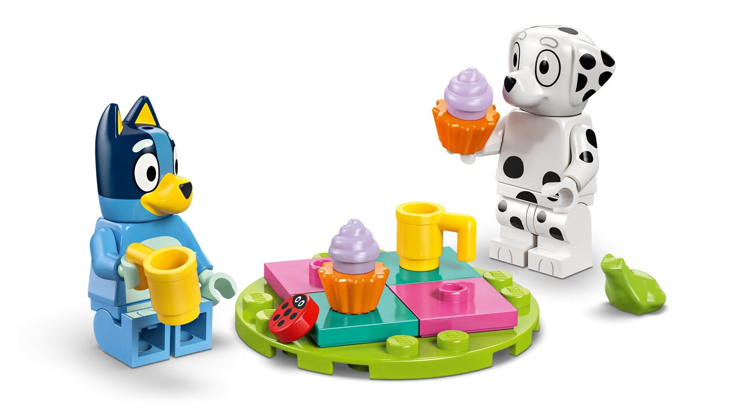 LEGO Bluey Playground Fun with Bluey & Chloe 11201