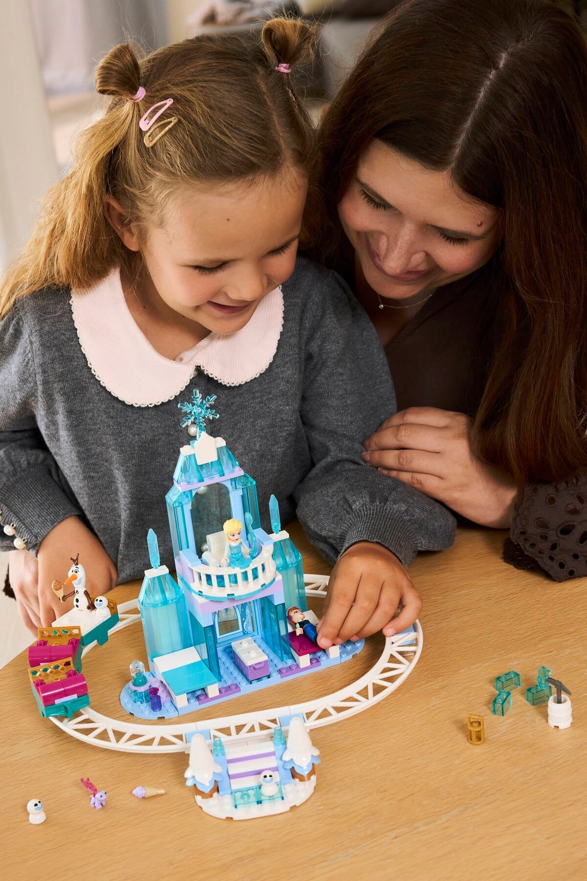 LEGO Disney Frozen Elsa's Ice Castle 43281