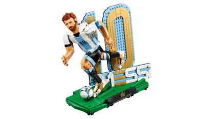 LEGO Editions Lionel Messi Soccer Legend 43015