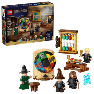 LEGO Harry Potter Hogwarts Castle Sorting Hat Ceremony Playset