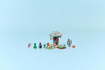 LEGO Minecraft The Pale Garden 21586