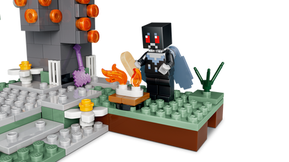 LEGO Minecraft The Pale Garden 21586