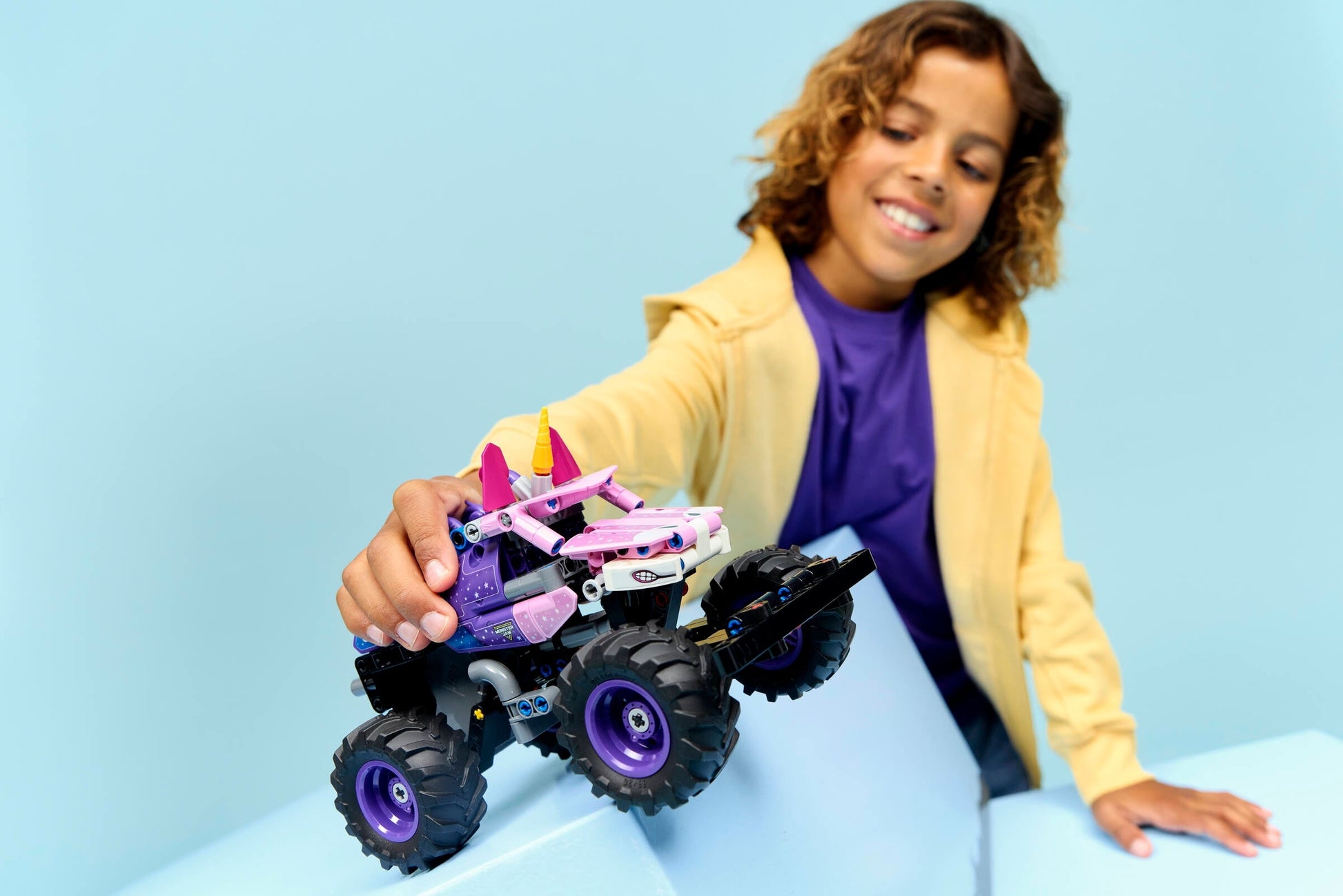 LEGO Technic Monster Jam Sparkle Smash - Wild Willy