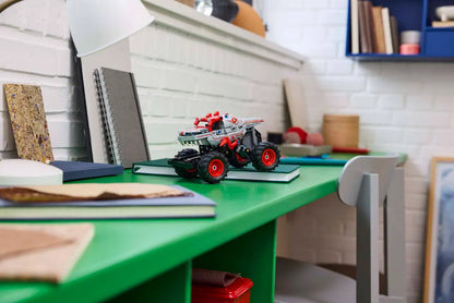 LEGO Technic Monster Jam Thunderroarus Pull-Back - Wild Willy