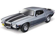 Maisto 1971 Chevrolet Camaro Gray 1:18 Diecast Model - Wild Willy