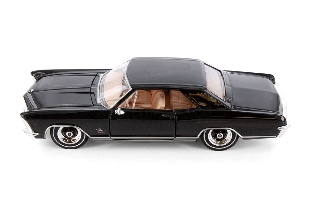 Maisto Buick Riviera Gran Sport 1965 1:24 Scale Die-Cast - Black - Wild Willy
