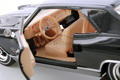 Maisto Buick Riviera Gran Sport 1965 1:24 Scale Die-Cast - Black - Wild Willy