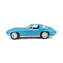 Maisto Chevrolet Corvette 1965 1:18 Scale Die-Cast Model - Wild Willy