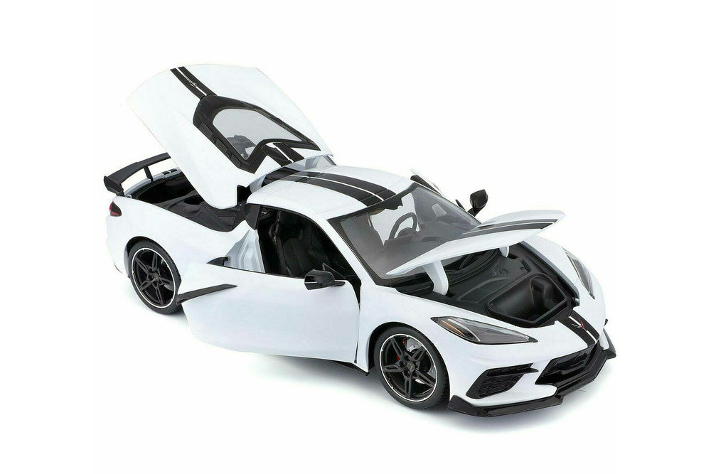 Maisto Chevrolet Corvette Stingray High Wing 2020 Coupe White