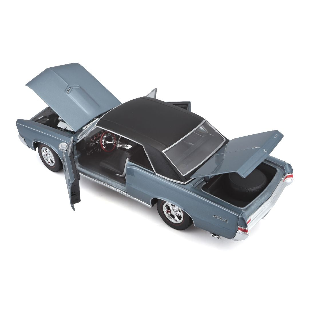 Maisto Pontiac GTO Hurst Edition 1:18 Diecast Model - Wild Willy