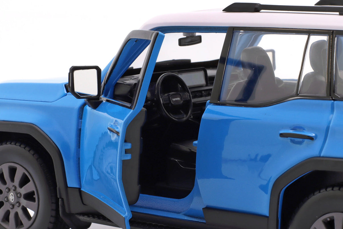 Maisto Toyota Land Cruiser Prado - Blue 1:24 Die-Cast Model