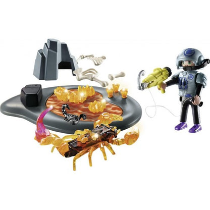 PLAYMOBIL Dino Rise Starter Pack Fire Scorpion Kaidan