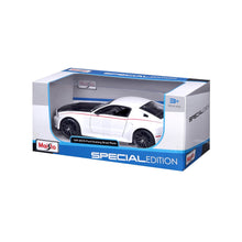 Maisto Ford Mustang Street Racer 2014 White - 1:24 Diecast Model - Wild Willy