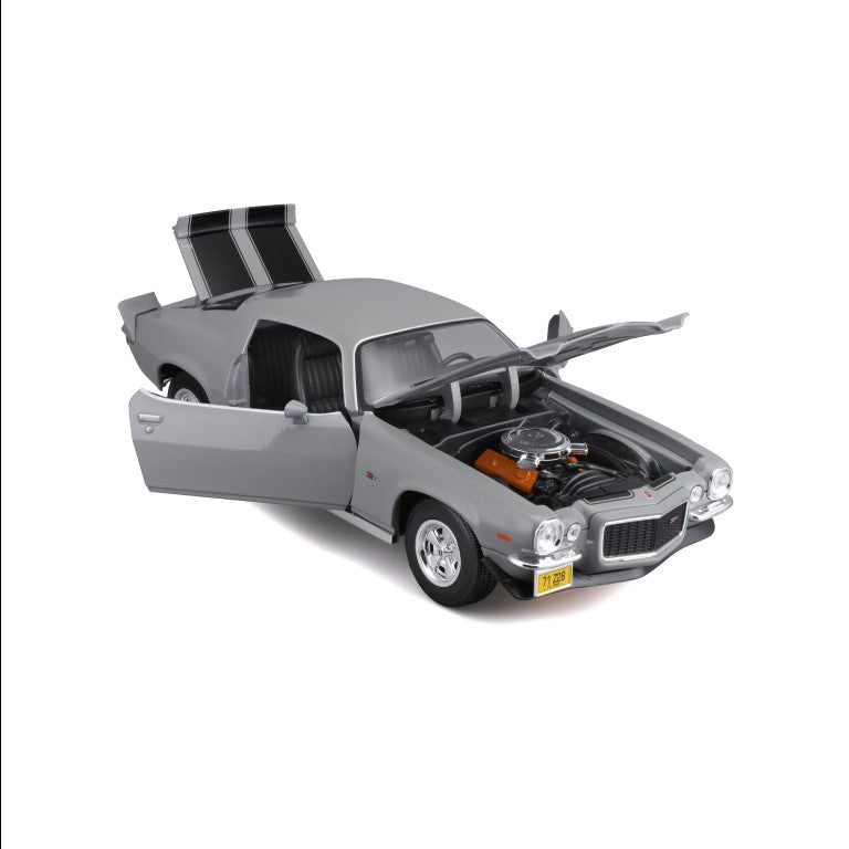 Maisto 1971 Chevrolet Camaro Gray 1:18